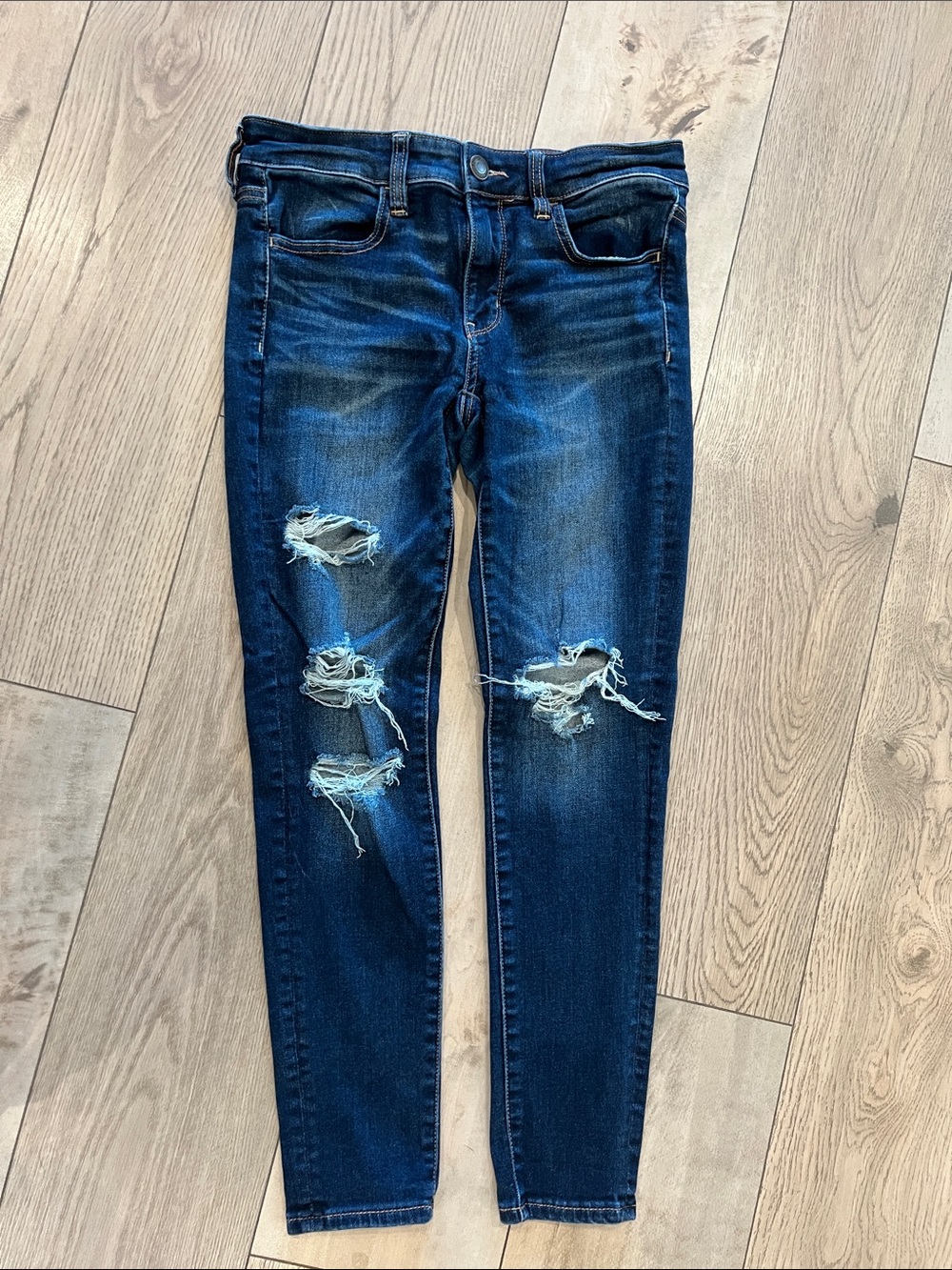 American Eagle Dark Blue Distressed Women's Skinny Jeans